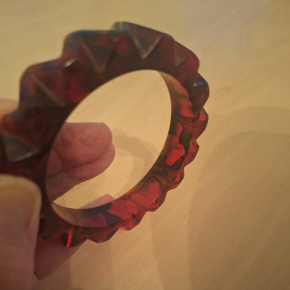 FABULOUS REAR 1930'S BAKELITE GEAR BANGLE BRACELET - Picture 3 of 15